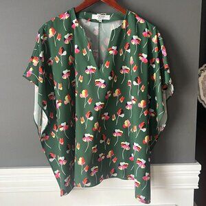 Crosby by Mollie Burch Martha Tunic Top Blouse Shirt V-neck Green Floral Size XS